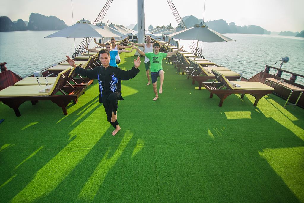 Dragon Legend Cruise Hotel Ha Long Exterior photo