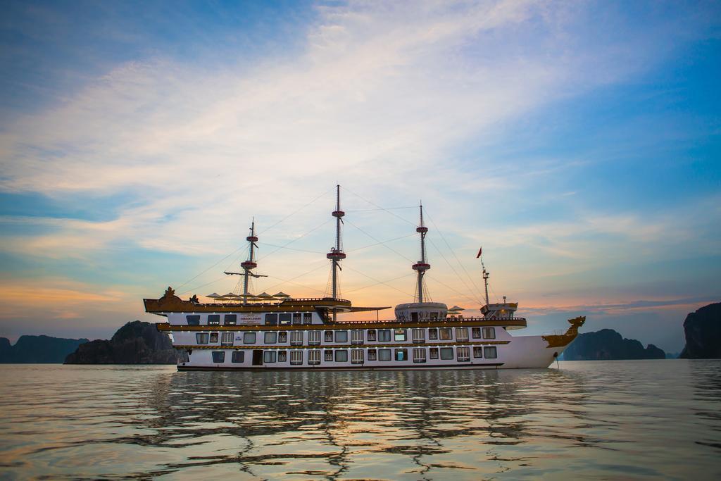 Dragon Legend Cruise Hotel Ha Long Exterior photo