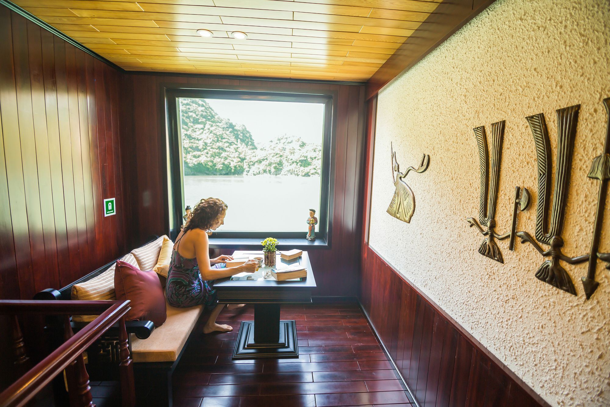 Dragon Legend Cruise Hotel Ha Long Exterior photo